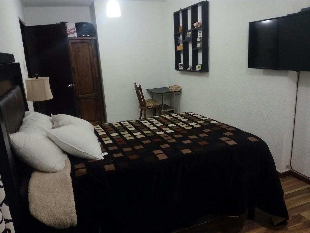 Hostal Las Cruces Вальядолид Экстерьер фото