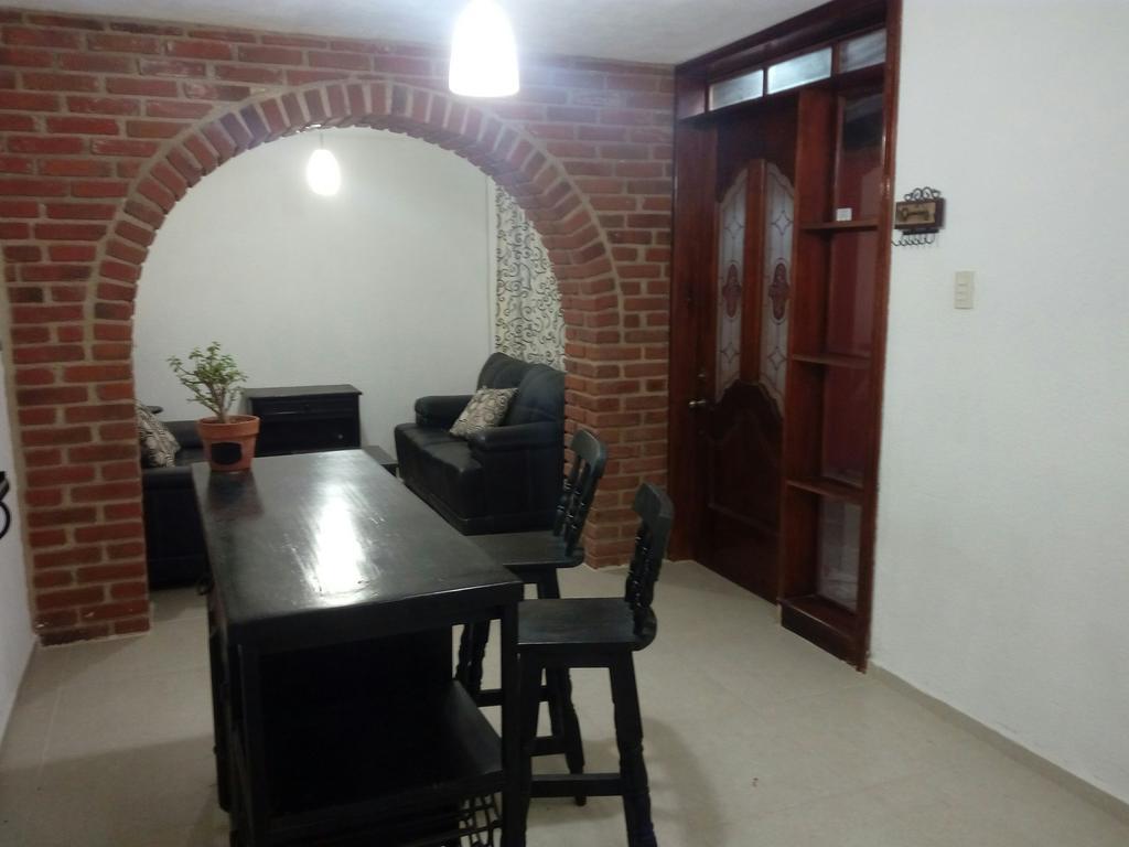 Hostal Las Cruces Вальядолид Экстерьер фото