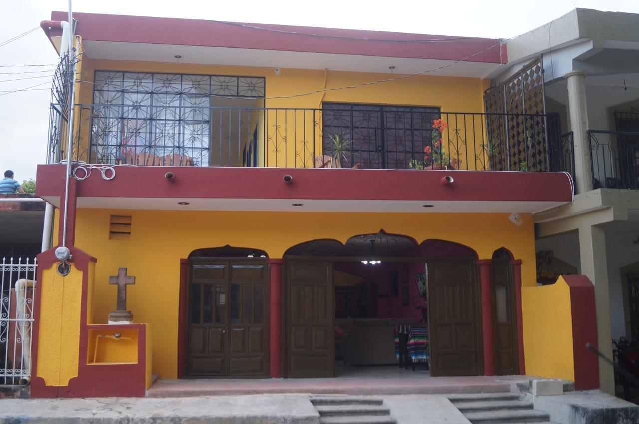 Hostal Las Cruces Вальядолид Экстерьер фото