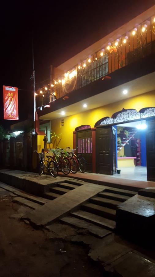 Hostal Las Cruces Вальядолид Экстерьер фото