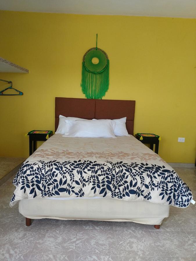 Hostal Las Cruces Вальядолид Экстерьер фото