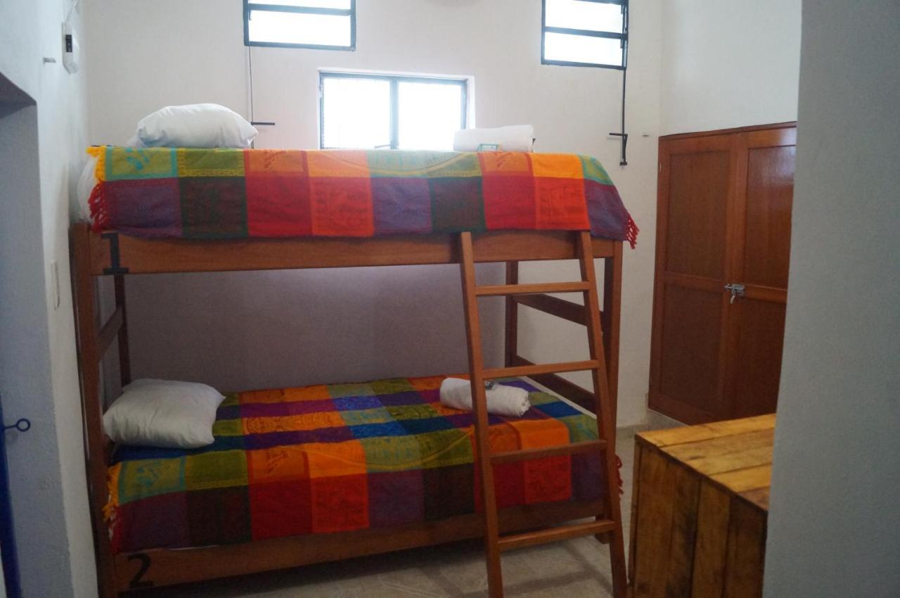 Hostal Las Cruces Вальядолид Экстерьер фото